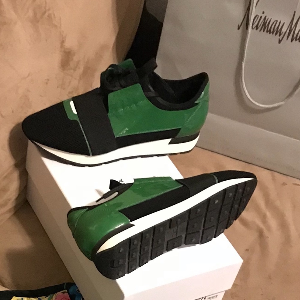 Men’s Balenciaga runner.
